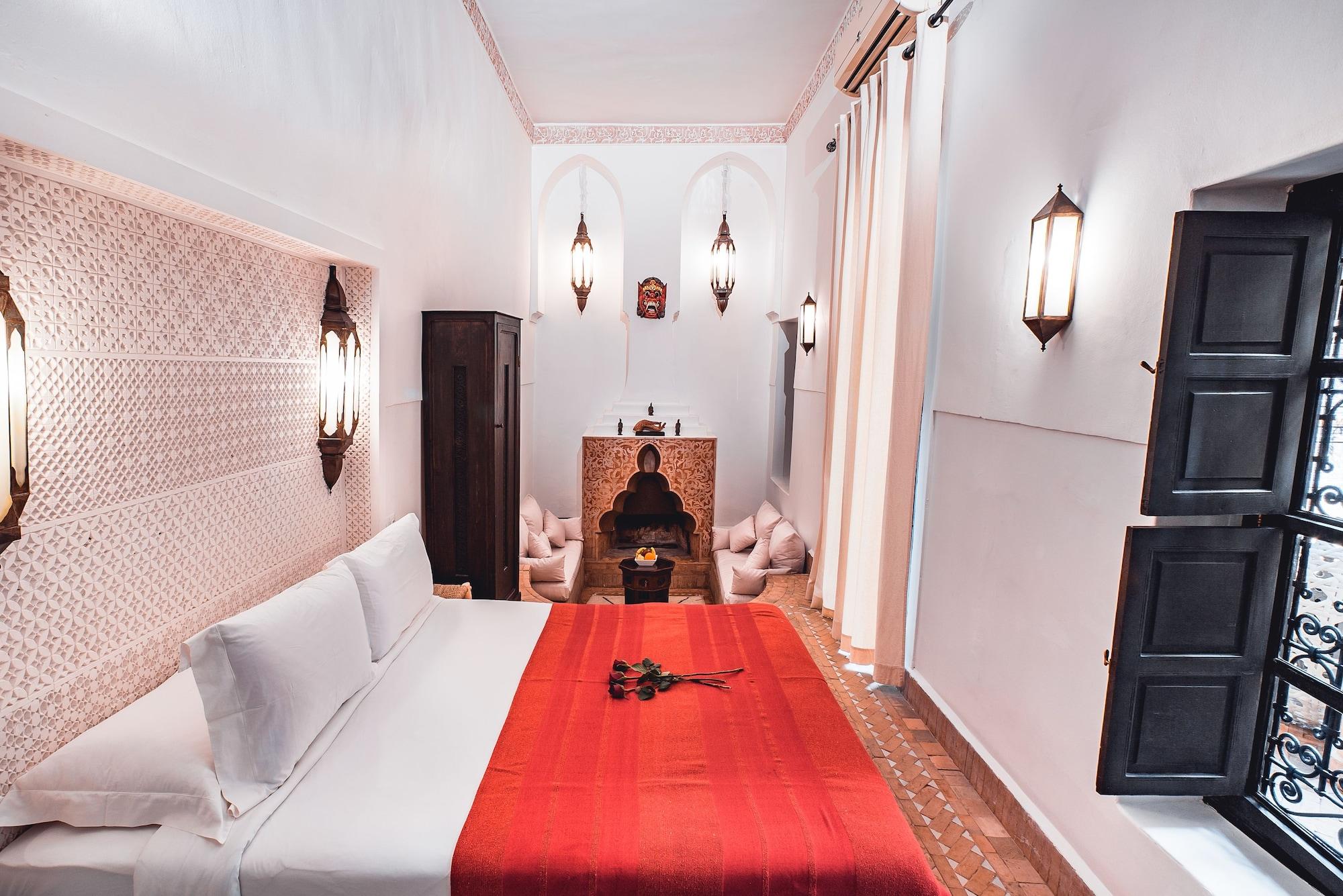 Ambre Et Epices Riad